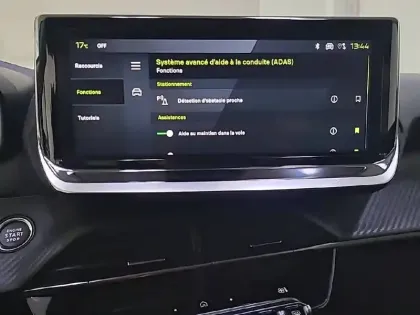 Photo 20 Peugeot 208  Hybrid 100 e-DCS6