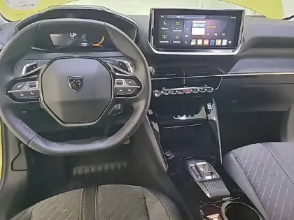 Photo 7 Peugeot 208  Hybrid 100 e-DCS6