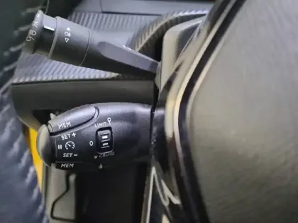 Photo 45 Peugeot 208 Gén. II Ph1 NG Style 5