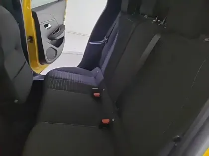 Photo 93 Peugeot 208  PureTech 75 S&S BVM5