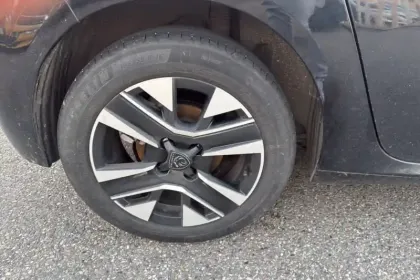 Photo 14 Peugeot 208  100 S&S BVM6