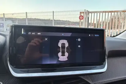 Photo 19 Peugeot 208  100 S&S BVM6