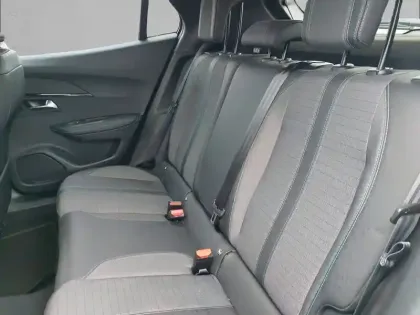 Photo 11 Peugeot 2008  PureTech 100 S&S BVM6