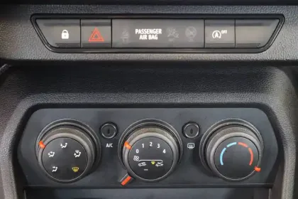 Photo 14 Dacia Sandero  SCe 65 - 22