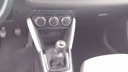 Photo 15 Mazda 2 Mazda 1.5L e-SKYACTIV G M Hybrid 115ch