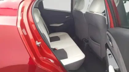 Photo 12 Mazda 2 Mazda 1.5L e-SKYACTIV G M Hybrid 115ch