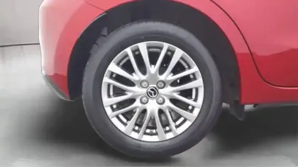 Photo 11 Mazda 2 Mazda 1.5L e-SKYACTIV G M Hybrid 115ch