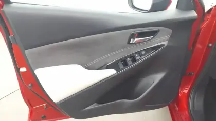 Photo 25 Mazda 2 Mazda 1.5L e-SKYACTIV G M Hybrid 115ch