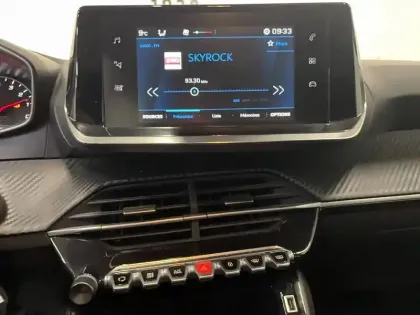 Photo 49 Peugeot 208  PURETECH 75 S&S BVM5