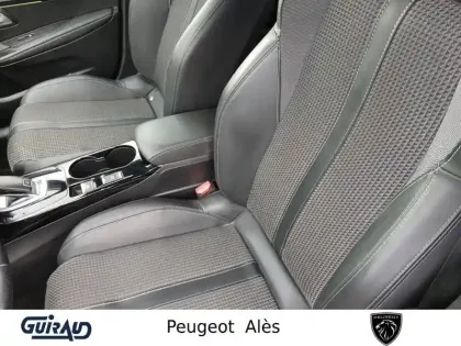 Photo 9 Peugeot 208 Gén. II Ph1 NG GT 5