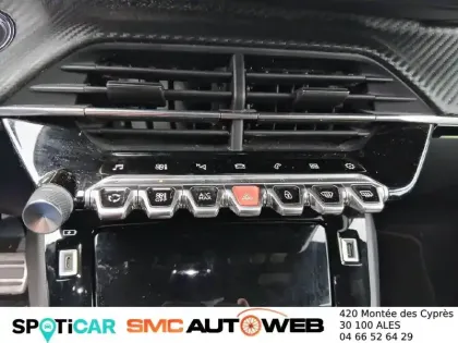 Photo 100 Peugeot 208  PureTech 130 S&S EAT8