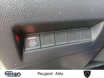 Photo 15 Peugeot 208 Gén. II Ph1 NG GT 5