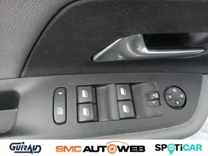 Photo 11 Opel Mokka  Electrique 136 ch & Batterie 50 kWh