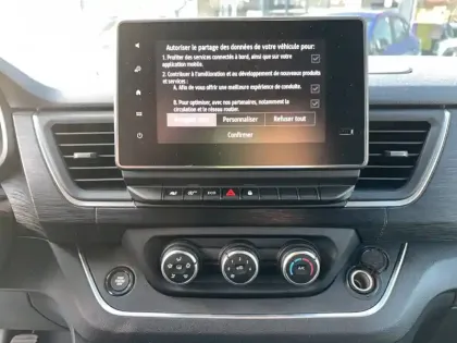 Photo 11 Renault Trafic  Blue dCi 150