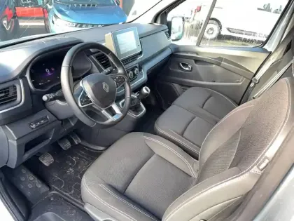 Photo 26 Renault Trafic  Blue dCi 150