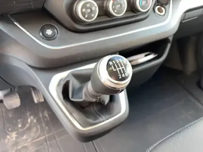 Photo 12 Renault Trafic  Blue dCi 150