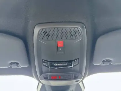 Photo 37 Peugeot 2008 Gén. II Ph2 GT 5