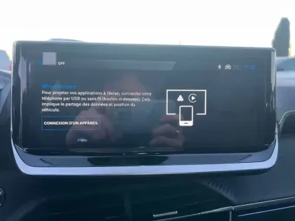 Photo 14 Peugeot 2008  Hybrid 145 e-DCS6