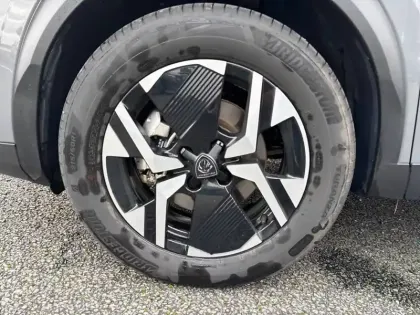 Photo 32 Peugeot 2008 Gén. II Ph2 GT 5