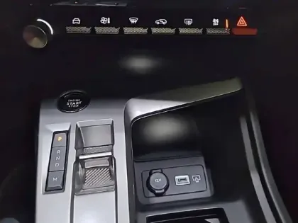 Photo 25 Peugeot 308 Gén. III Ph1 Allure 5