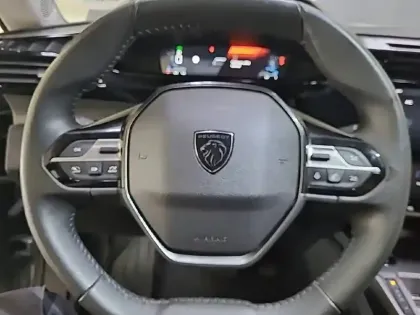 Photo 9 Peugeot 308 Gén. III Ph1 Allure 5