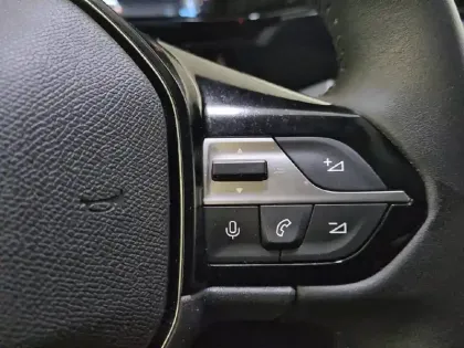 Photo 56 Peugeot 308 Gén. III Ph1 Allure 5