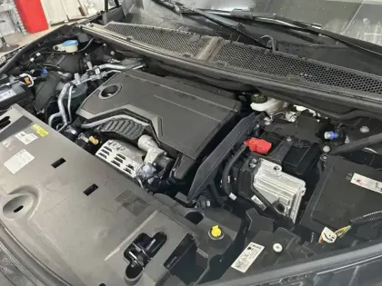 Photo 21 Peugeot 3008  Hybrid 145 e-DCS6