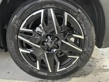 Photo 12 Peugeot 3008  Hybrid 145 e-DCS6