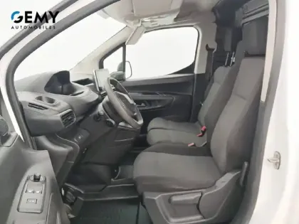 Photo 8 Peugeot Partner  FOURGON STANDARD 650 KG BLUEHDI 100 S&S BVM6