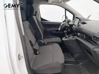 Photo 9 Peugeot Partner  FOURGON STANDARD 650 KG BLUEHDI 100 S&S BVM6