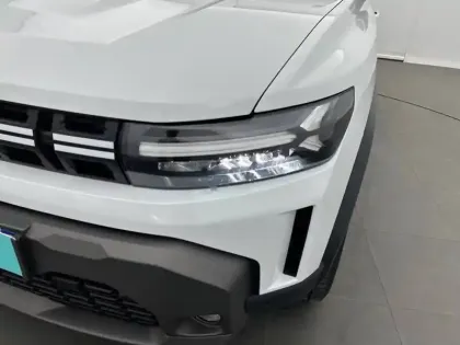 Photo 15 Dacia Duster  Hybrid 140