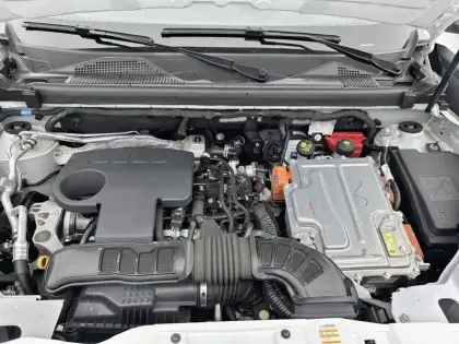 Photo 29 Dacia Duster  Hybrid 140