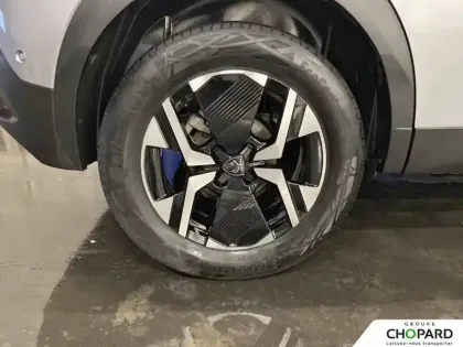 Photo 10 Peugeot 2008  PureTech 130 S&S EAT8