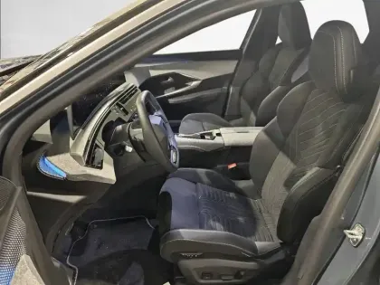 Photo 10 Peugeot 3008  Hybrid 145 e-DCS6