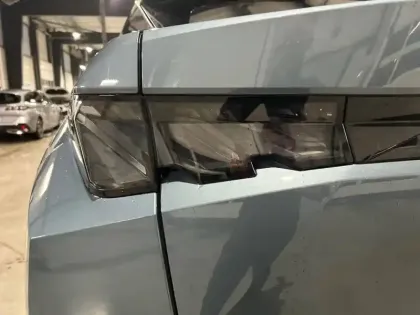 Photo 16 Peugeot 3008  Hybrid 145 e-DCS6