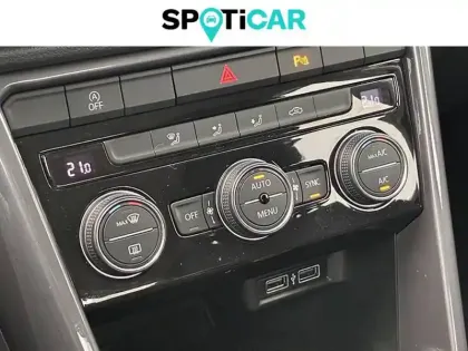 Photo 26 Volkswagen T-roc  1.0 TSI 115 Start/Stop BVM6