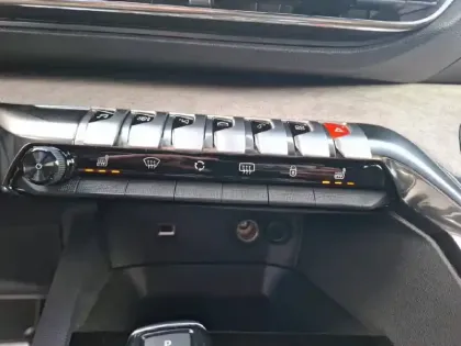 Photo 22 Peugeot 3008  BlueHDi 130ch S&S EAT8