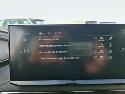 Photo 29 Peugeot 3008  BlueHDi 130ch S&S EAT8
