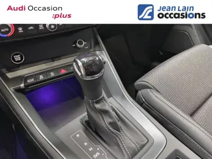 Photo 12 Audi Q3  35 TDI 150 ch S tronic 7