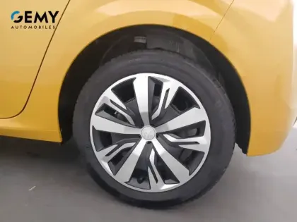 Photo 10 Peugeot 208  PureTech 75 S&S BVM5