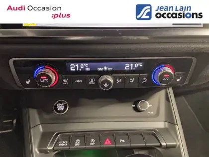 Photo 53 Audi Q3  35 TFSI 150 ch S tronic 7