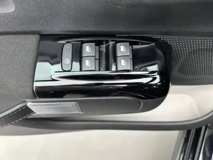 Photo 17 Citroën C3  PureTech 110 ch BVM6