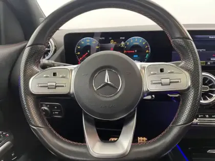 Photo 22 Mercedes GLA  250 e 8G-DCT