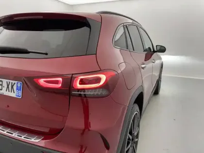 Photo 33 Mercedes GLA  250 e 8G-DCT