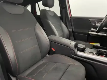 Photo 28 Mercedes GLA  250 e 8G-DCT