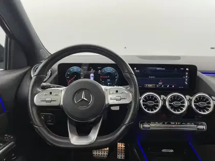 Photo 21 Mercedes GLA  250 e 8G-DCT