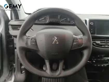 Photo 12 Peugeot 208  BlueHDi 100ch S&S BVM5