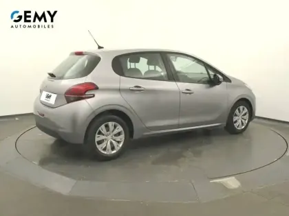 Photo 17 Peugeot 208  BlueHDi 100ch S&S BVM5