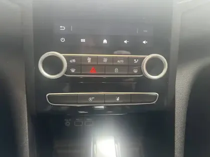 Photo 21 Renault Megane Mégane IV Berline Blue dCi 115 EDC