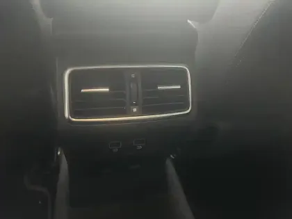 Photo 20 Renault Megane Mégane IV Berline Blue dCi 115 EDC